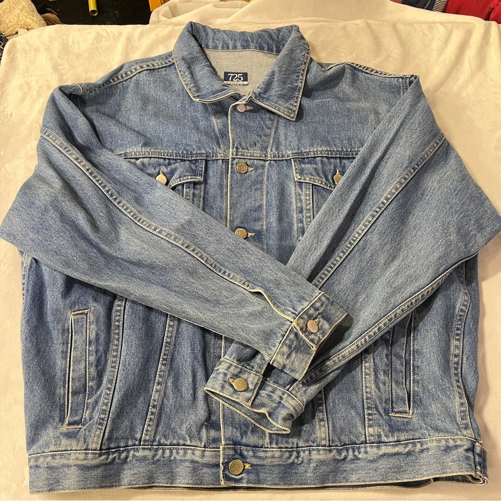 Denim Blue Jacket vintage 725 size LG